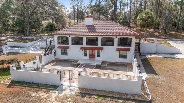 17714 VETERANS WAY, Micanopy, FL 32667