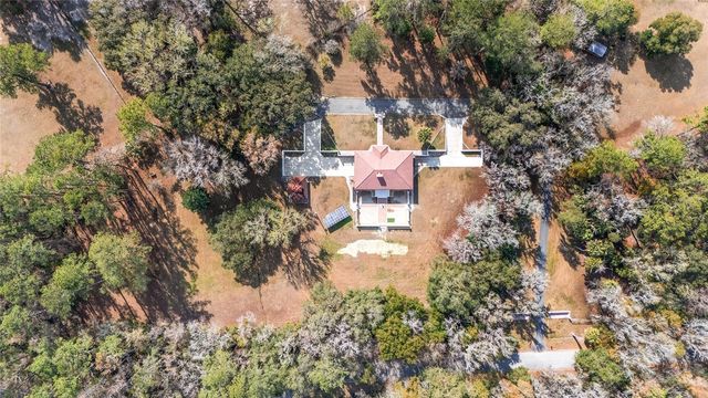 17714 VETERANS WAY, Micanopy, FL 32667