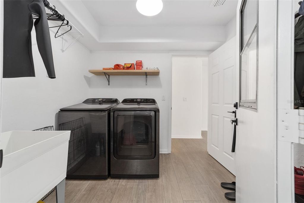 Image 27 of property listing at 17714 VETERANS WAY, Micanopy, FL 32667