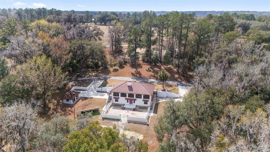 Image 53 of property listing at 17714 VETERANS WAY, Micanopy, FL 32667