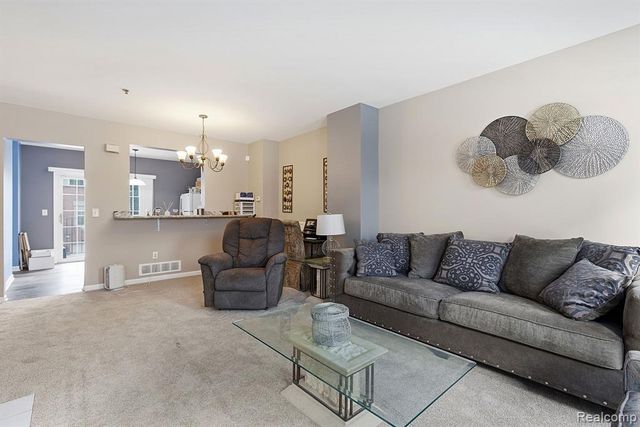 20014 Boardwalk Boulevard, Southfield, MI 48075