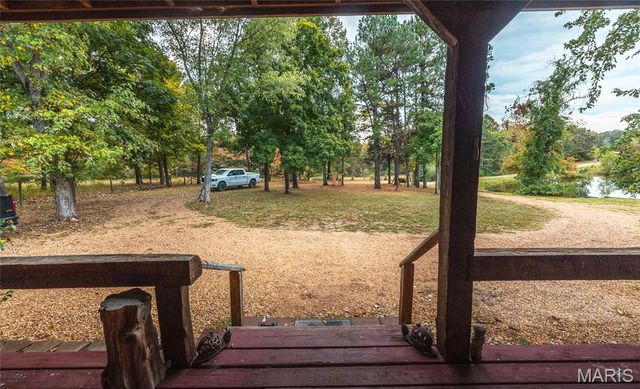 98 Pinecrest Lane, Steelville, MO 65565