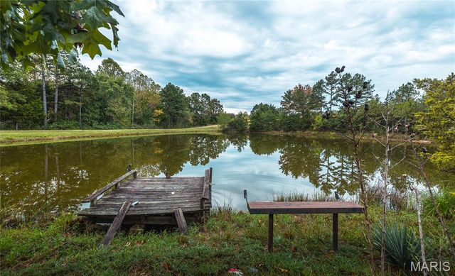 98 Pinecrest Lane, Steelville, MO 65565