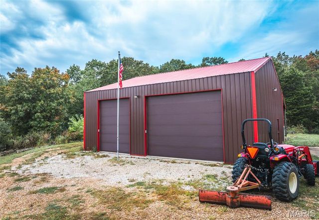 98 Pinecrest Lane, Steelville, MO 65565