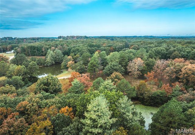 98 Pinecrest Lane, Steelville, MO 65565