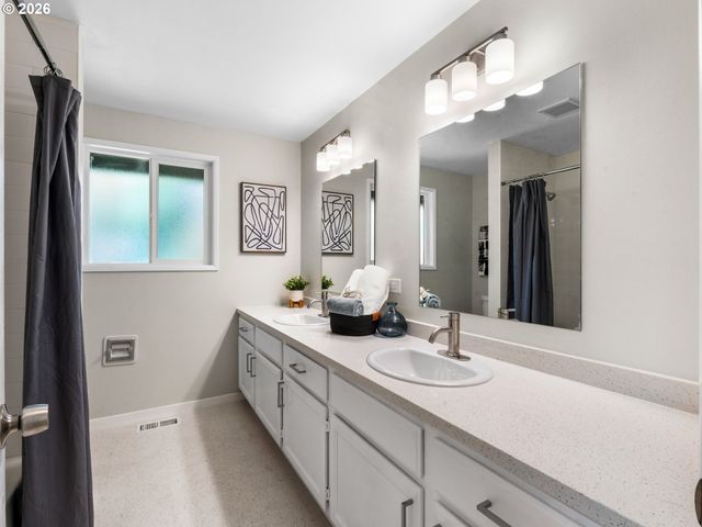 5390 Sw 192ND Ave, Beaverton, OR 97078