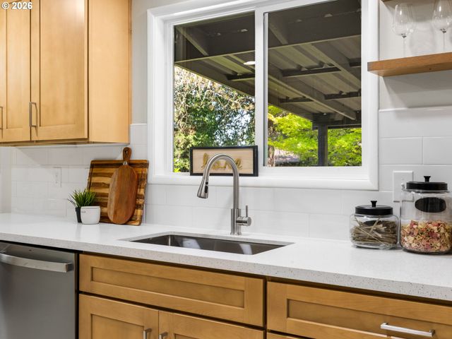 5390 Sw 192ND Ave, Beaverton, OR 97078