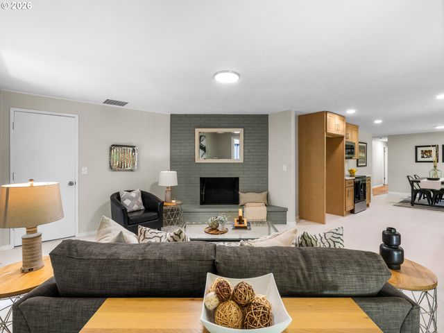 5390 Sw 192ND Ave, Beaverton, OR 97078