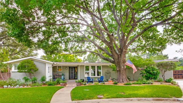 4312 Warnock Court, Fort Worth, TX 76109