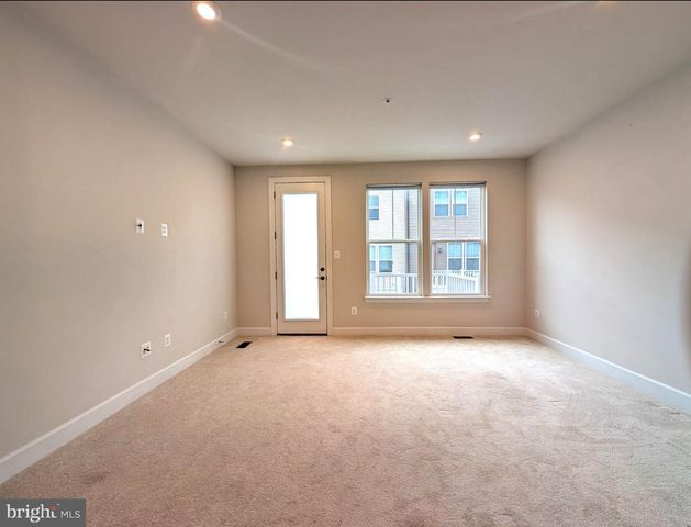 3511 CARNABY ST, Hyattsville, MD 20782