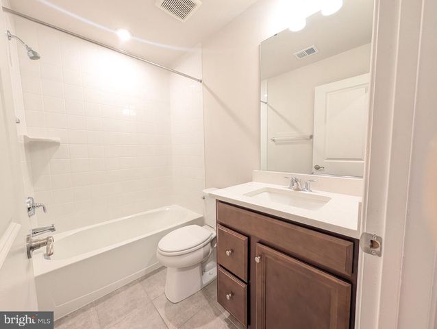 3511 CARNABY ST, Hyattsville, MD 20782