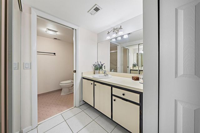 1901 Sabal Ridge Court D, Palm Beach Gardens, FL 33418
