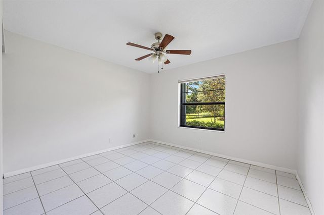 1901 Sabal Ridge Court D, Palm Beach Gardens, FL 33418