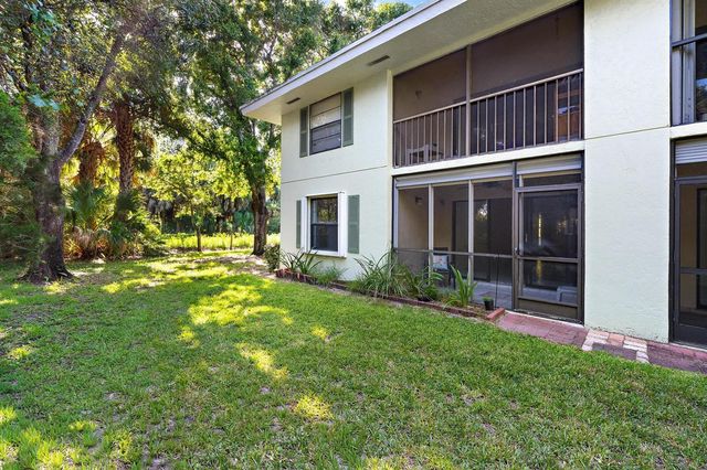 1901 Sabal Ridge Court D, Palm Beach Gardens, FL 33418
