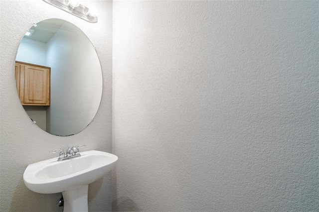 3316 Blumie ST B, Austin, TX 78745