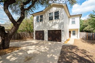 3316 Blumie ST B, Austin, TX 78745