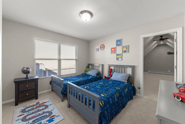 2408 Moutray Lane, North Aurora, IL 60542