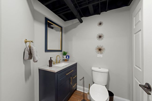 2408 Moutray Lane, North Aurora, IL 60542