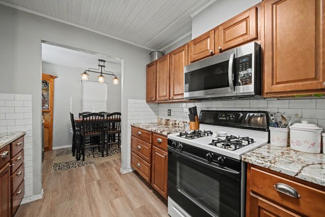 762 Oak Leaf Trail, East Tawakoni, TX 75472