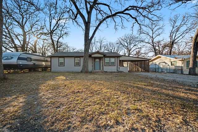 762 Oak Leaf Trail, East Tawakoni, TX 75472