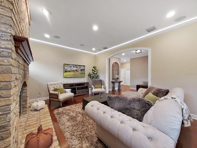 4313 W GRANADA STREET, Tampa, FL 33629