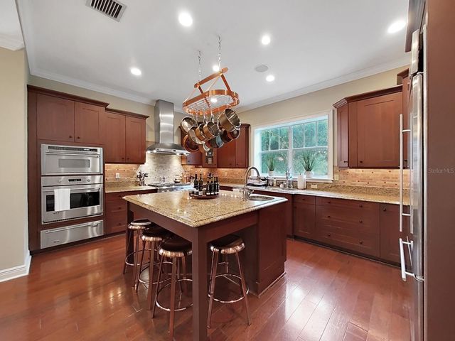 4313 W GRANADA STREET, Tampa, FL 33629