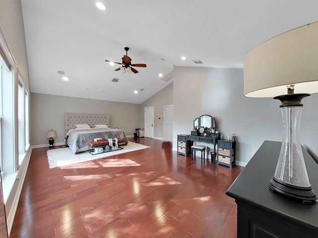 4313 W GRANADA STREET, Tampa, FL 33629