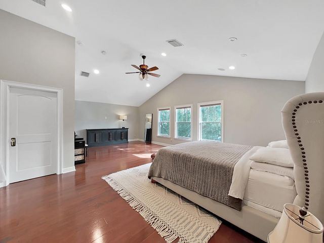 4313 W GRANADA STREET, Tampa, FL 33629