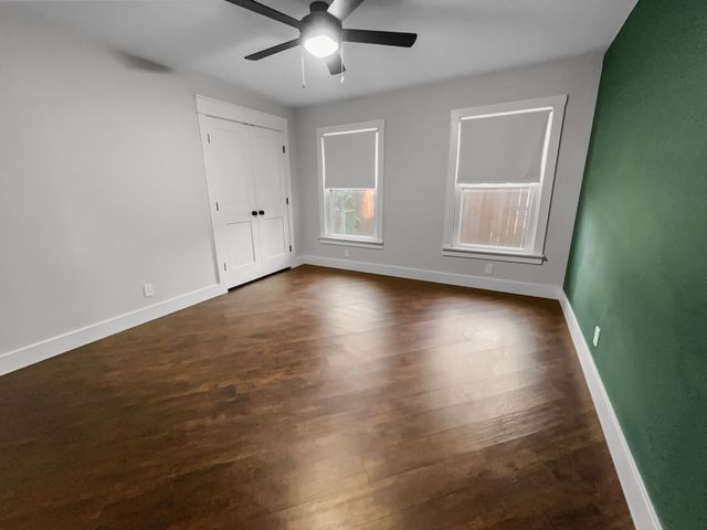 1108 E Russell Avenue, Carrollton, TX 75006
