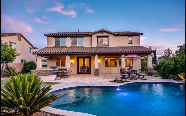 702 W SAN CARLOS Way, Chandler, AZ 85248