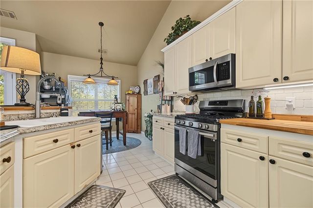 1705 Habersham Marina Road, Cumming, GA 30041