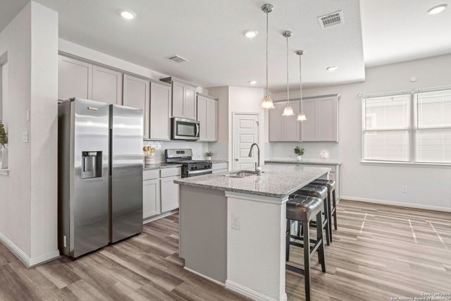 11683 Folsom Pass, San Antonio, TX 78245