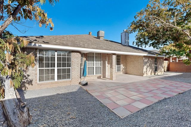3509 Ronda De Lechusas NW, Albuquerque, NM 87120