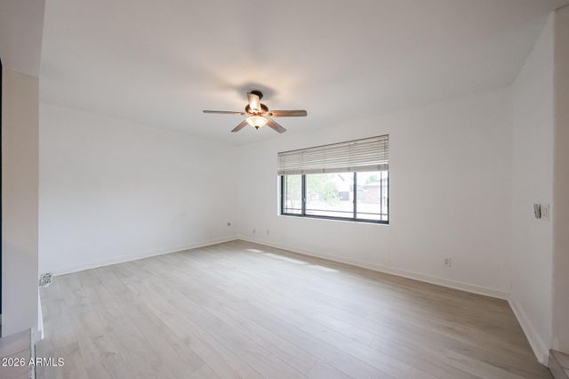 4340 W MICHIGAN Avenue W, Glendale, AZ 85308