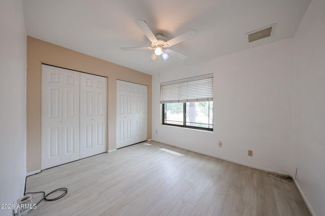 4340 W MICHIGAN Avenue W, Glendale, AZ 85308