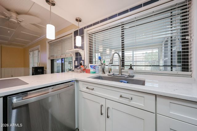 4340 W MICHIGAN Avenue W, Glendale, AZ 85308