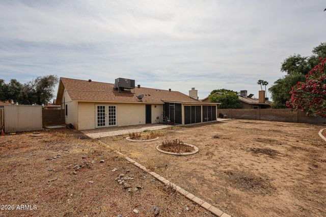 4340 W MICHIGAN Avenue W, Glendale, AZ 85308