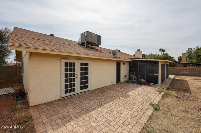 4340 W MICHIGAN Avenue W, Glendale, AZ 85308