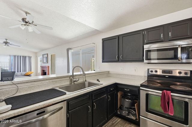 10006 W SELLS Drive, Phoenix, AZ 85037