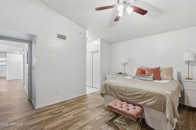 10006 W SELLS Drive, Phoenix, AZ 85037