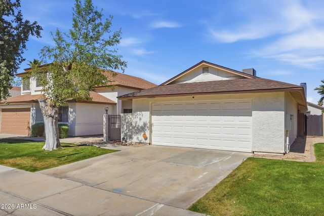 10006 W SELLS Drive, Phoenix, AZ 85037