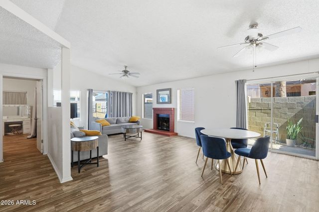 10006 W SELLS Drive, Phoenix, AZ 85037