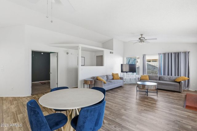 10006 W SELLS Drive, Phoenix, AZ 85037