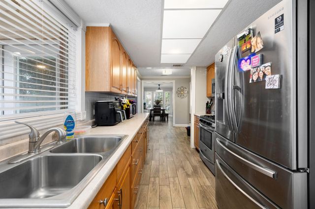 17502 Possums Run Drive, Humble, TX 77396