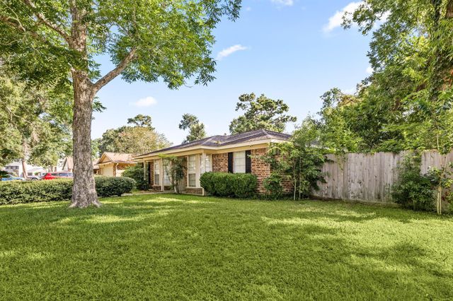 17502 Possums Run Drive, Humble, TX 77396