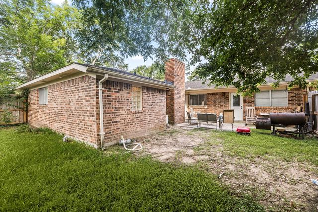 17502 Possums Run Drive, Humble, TX 77396