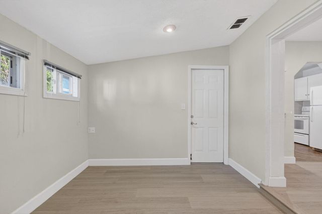 15 NE 17th Avenue, Pompano Beach, FL 33060