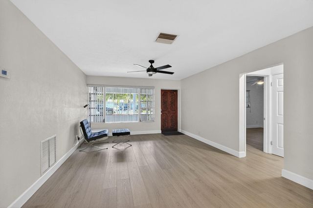 15 NE 17th Avenue, Pompano Beach, FL 33060