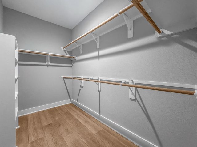 4220 Mckinley Street, Houston, TX 77051