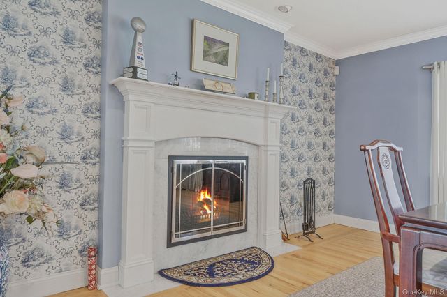 15 Maple Road, Setauket, NY 11733